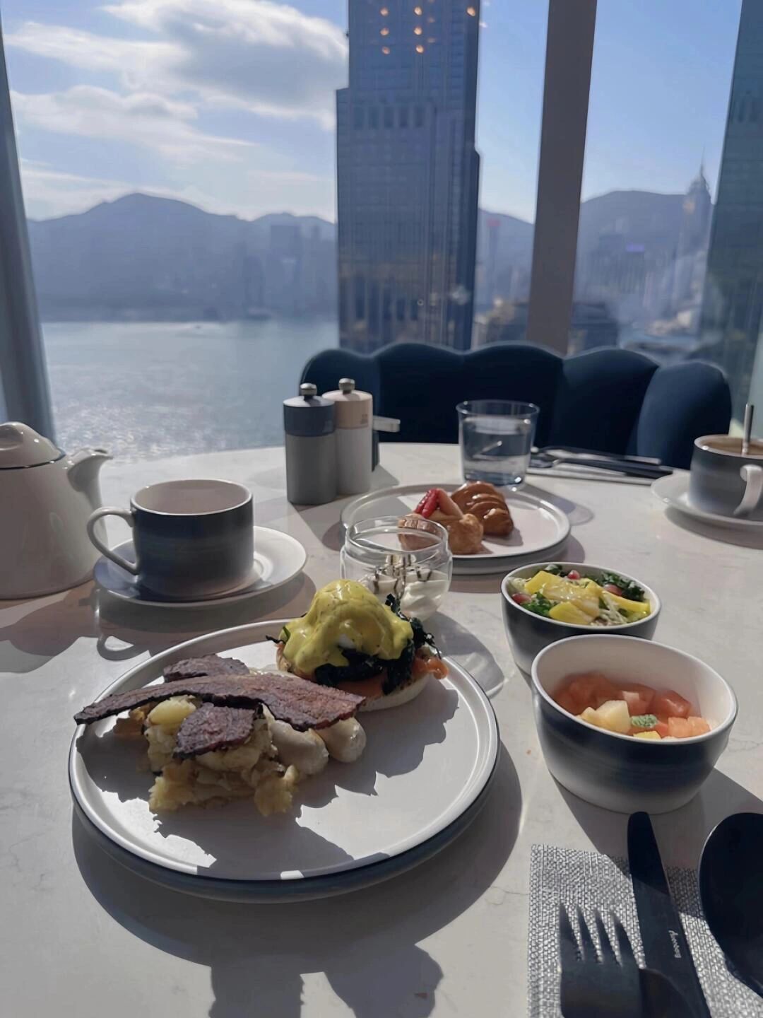 Hong kong-Mondrian Hotel in Tsim Sha Tsui?‍♀️, Hong Kong, high-altitude hotel with good view