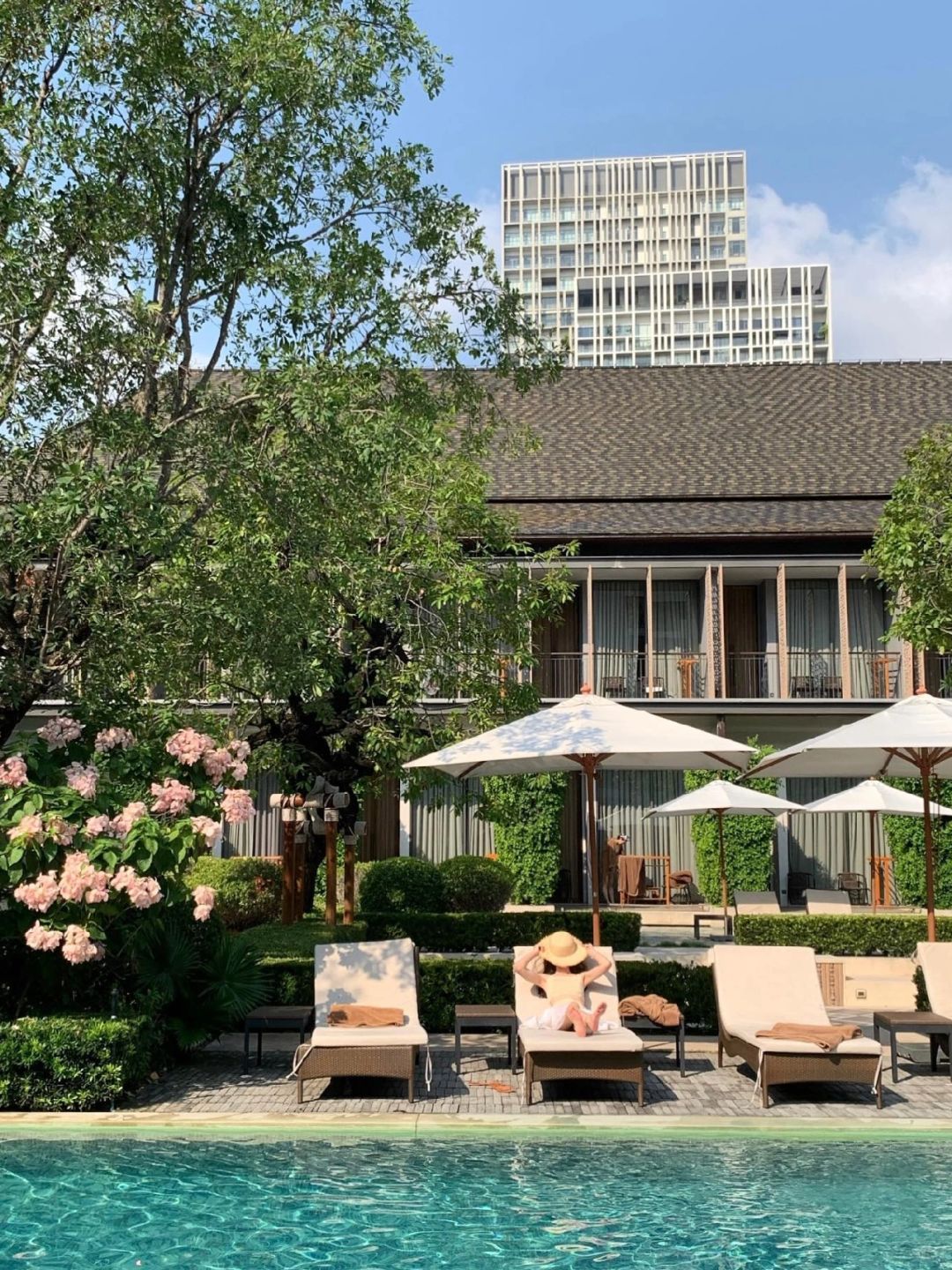 Bangkok-?Capella, Villa Deva Resort & Hotel, Away Riverside. Bangkok hotel reviews.