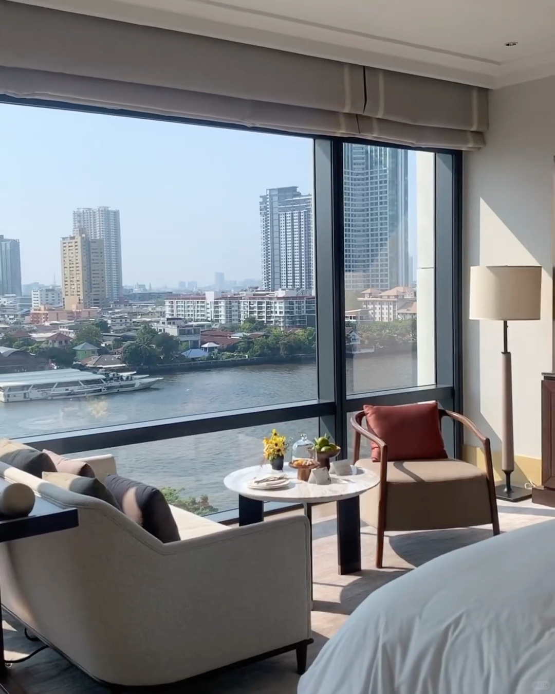 Bangkok-?Capella, Villa Deva Resort & Hotel, Away Riverside. Bangkok hotel reviews.