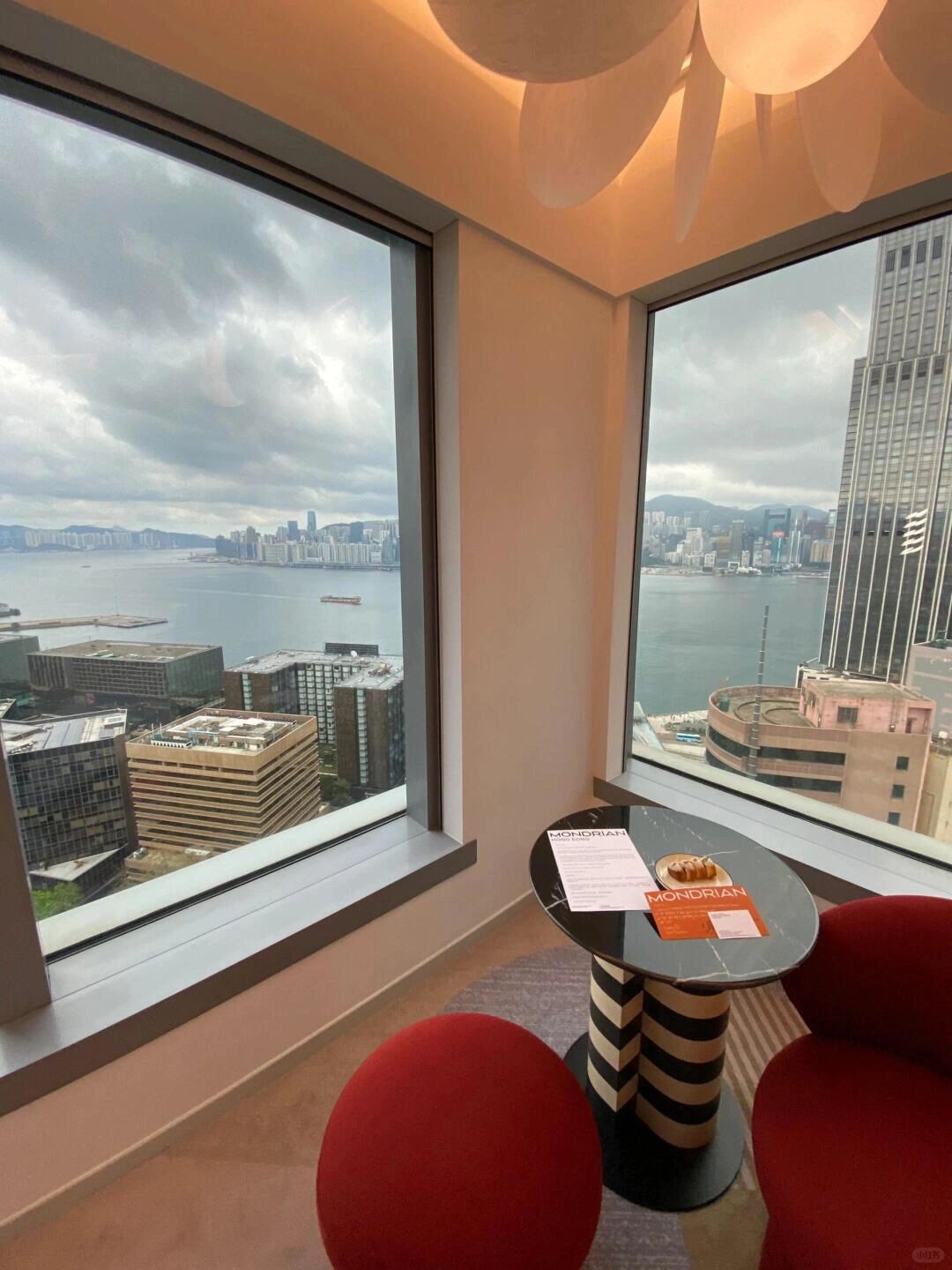 Hong kong-Mondrian Hotel in Tsim Sha Tsui?‍♀️, Hong Kong, high-altitude hotel with good view