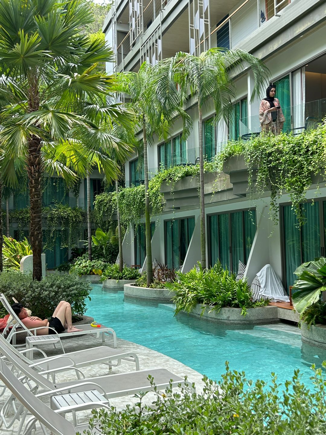 Phuket-Panwaburi Beachfront Resort, Phuket private beach, large swimming pool hotel