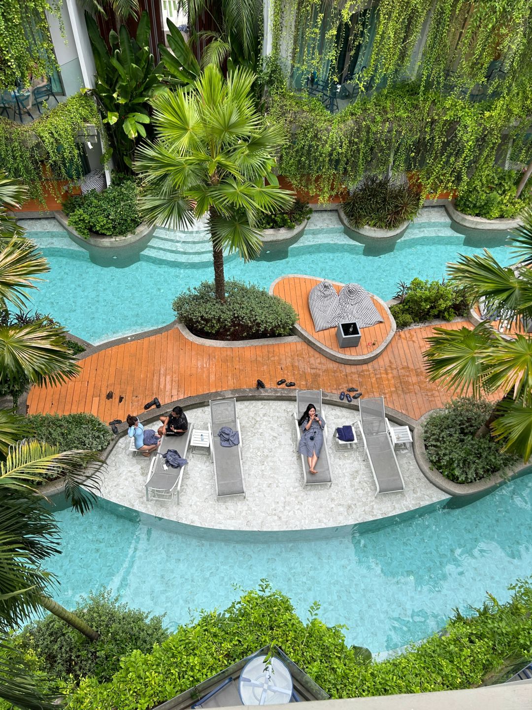 Phuket-Panwaburi Beachfront Resort, Phuket private beach, large swimming pool hotel