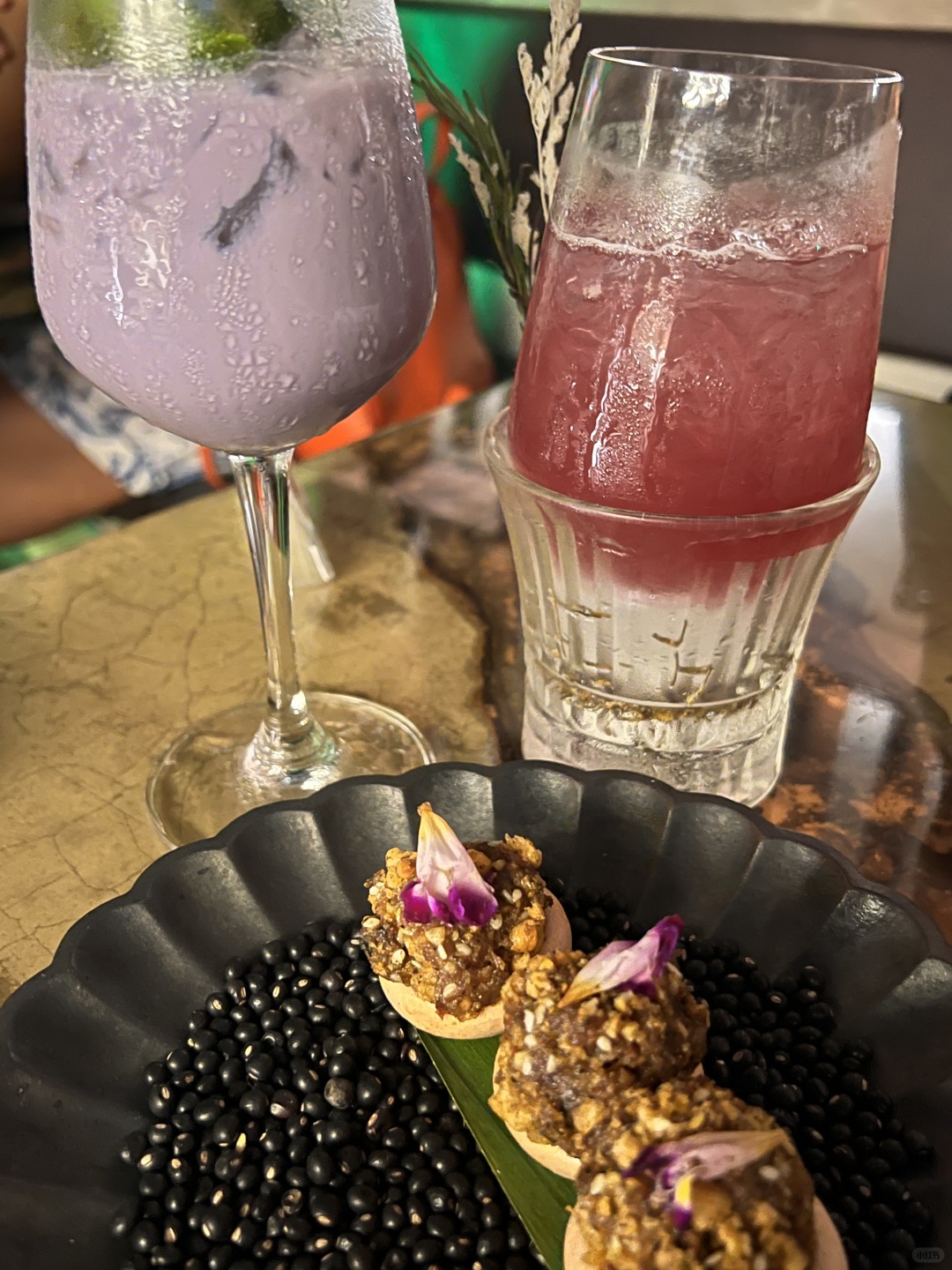 Manila/Luzon-Agimat at Ugat Foraging Bar and Kitchen?, watch live performances and sing