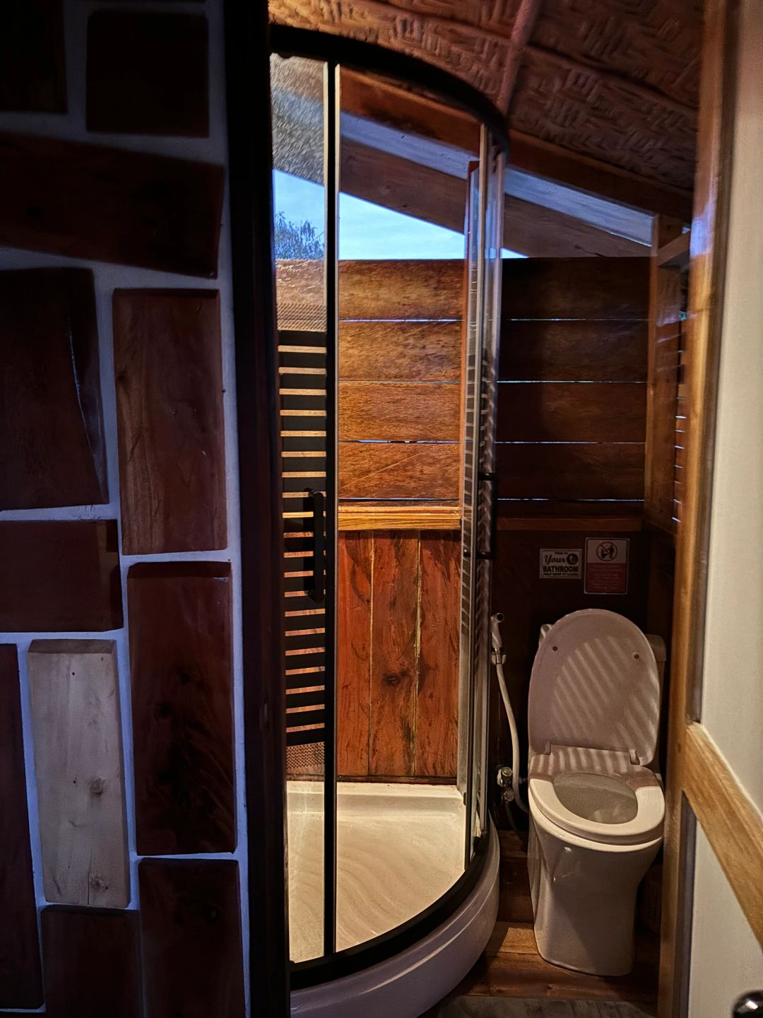 Cebu-Airbnb booked Danao, a private room in a farmhouse, with different delicacies every day