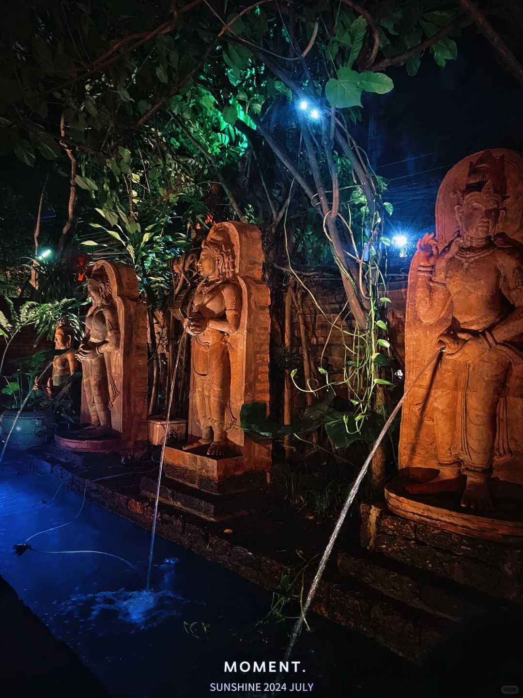 Chiang Mai-The Faces Gallery & Gastro Bar, a Thai restaurant with Angkor Wat-style decoration