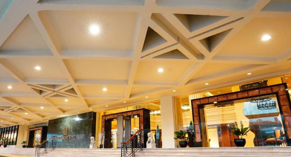 Manila/Luzon-New World Manila Hotel, I'M Hotel, Diamond Hotel Philippines. Accommodation Reviews