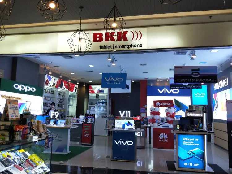 Hua Hin-Hua Hin Market Village, the largest and most comprehensive shopping mall in Hua Hin