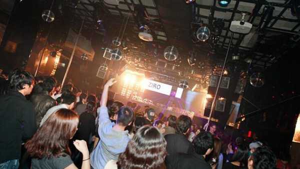 Busan/Jeju-Nightlife in the red light district of Seoul, South Korea, top 10 nightclubs for dancing