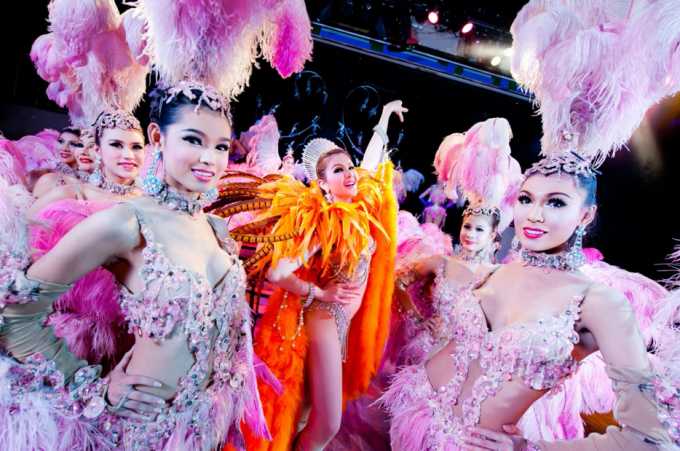 Phuket-What to do in Phuket at night? Watch shows, performances, go to bars, date girls