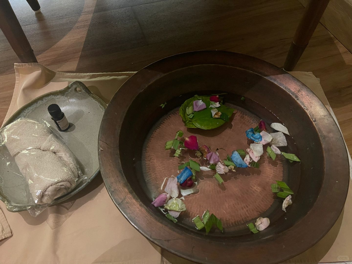 Jakarta-Relax your body with a Hot Ston massage at Gaya Spa Wolter Monginsidi in Jakarta