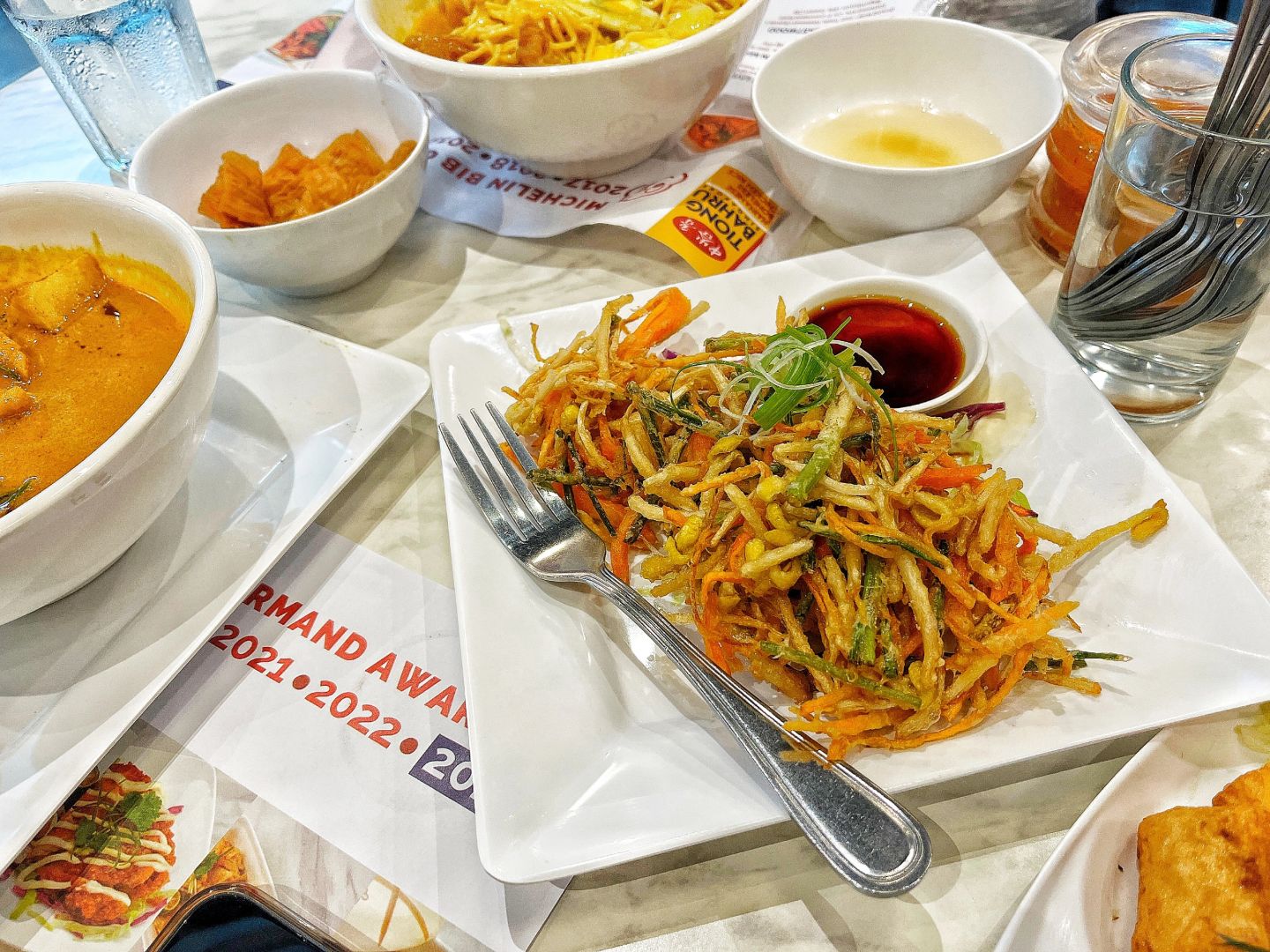 Manila/Luzon-Tiong Bahru, one Michelin star restaurant in Manila, Hainanese chicken rice is recommended