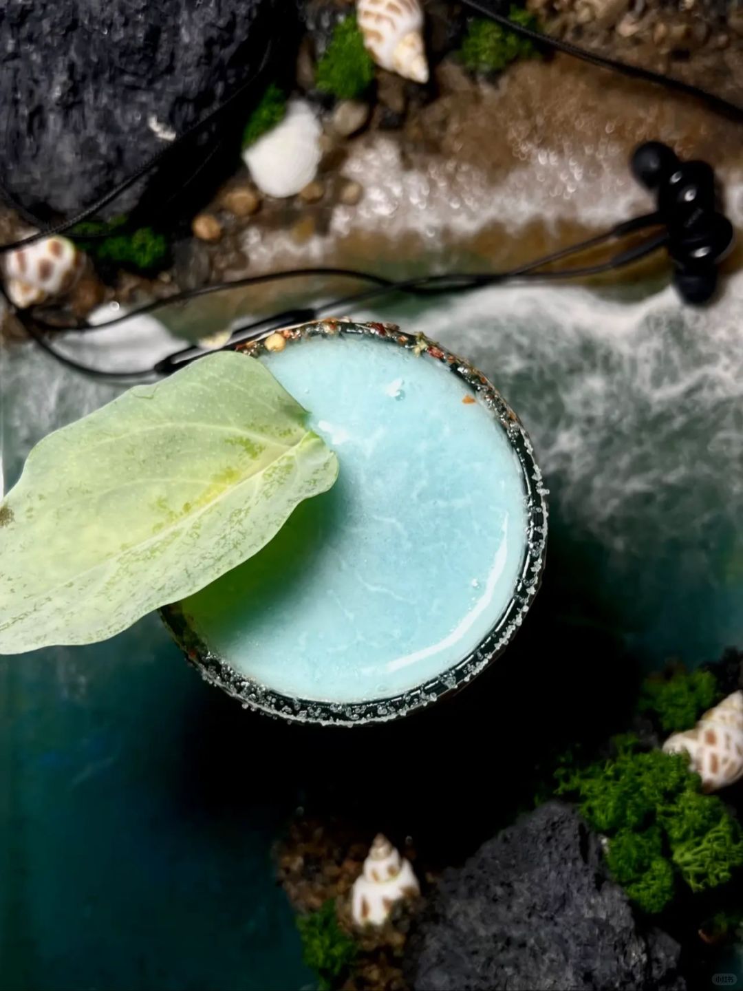 Hanoi-Enjoy a carefully crafted cocktail at USE BAR, Hanoi's most sophisticated bar