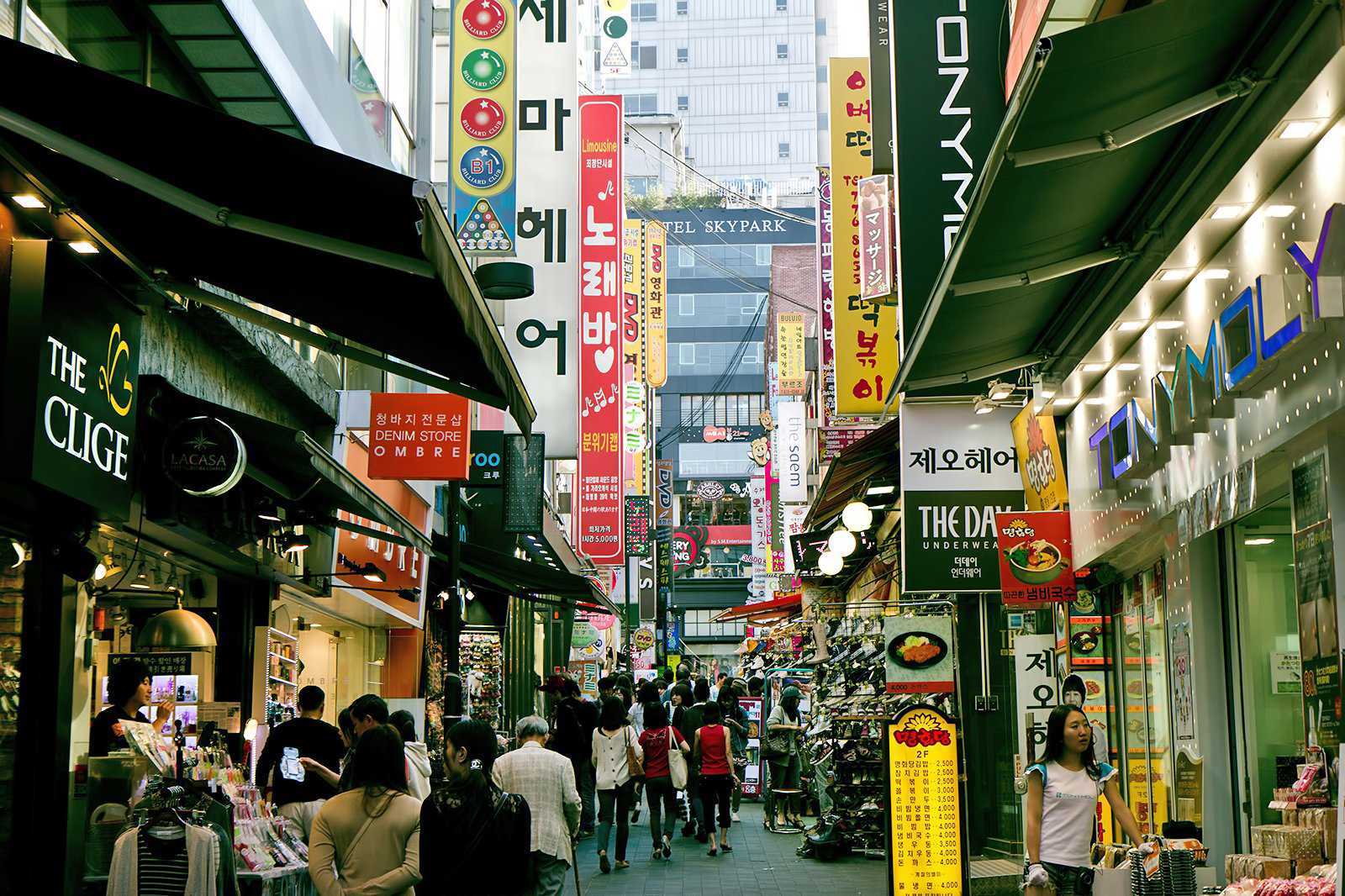 Seoul-9 Best Nightlife Experiences in Seoul, a Guide to Nightlife in Seoul's Red Light Districts