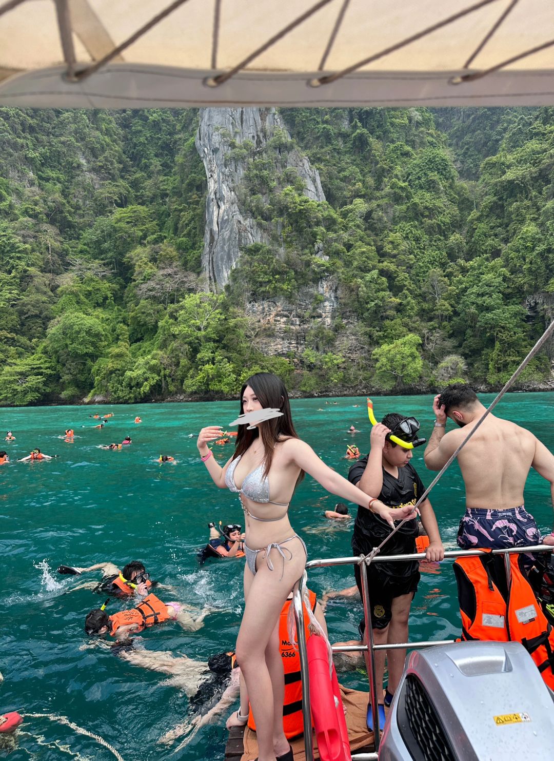 Phuket-Phuket Phi Phi Island yacht tour?️, swimming and snorkeling in the clean sea