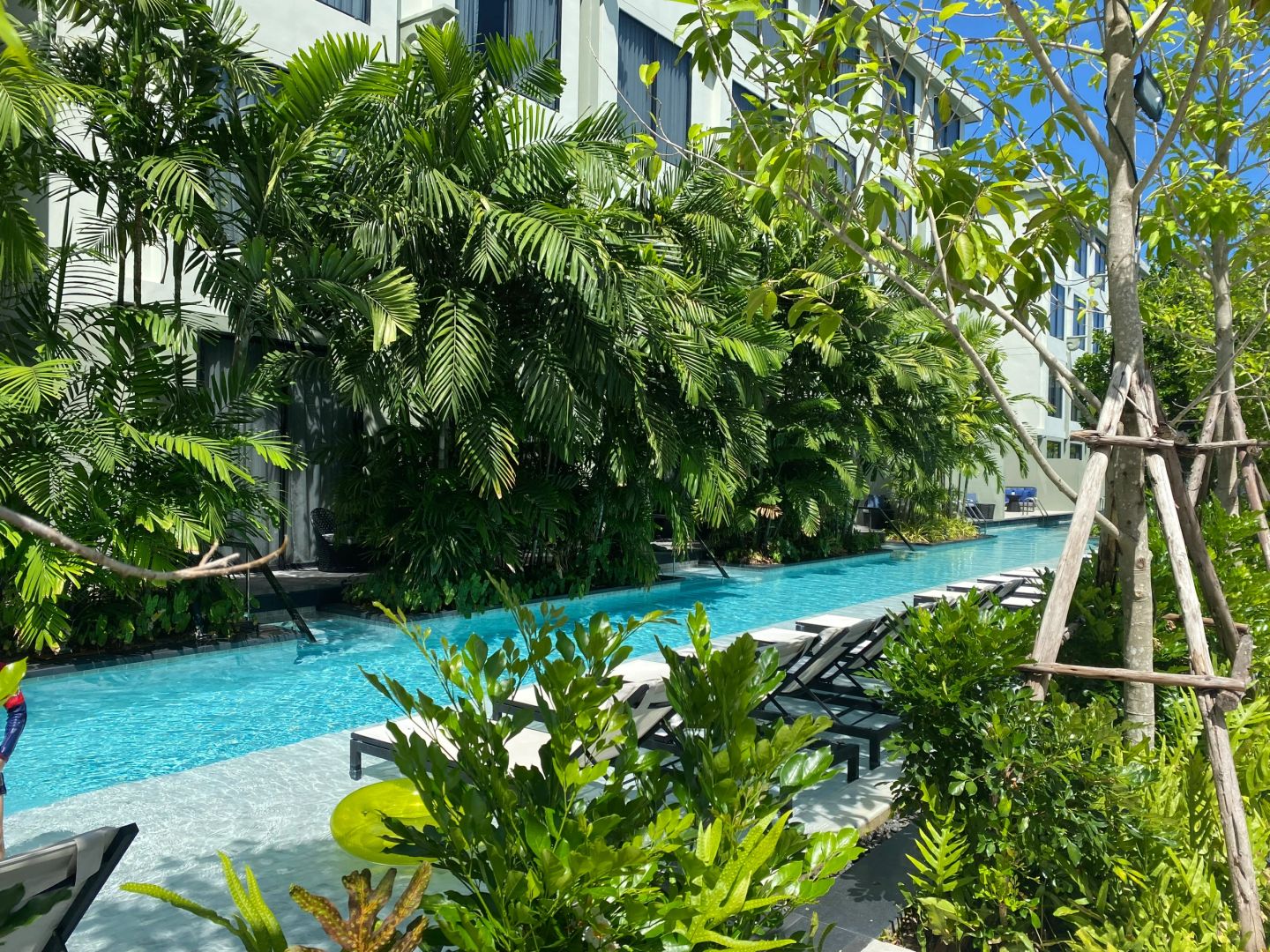 Phuket-Four Points by Sheraton Phuket Patong Beach Resort in Patong Beach, Phuket, has many sea activities