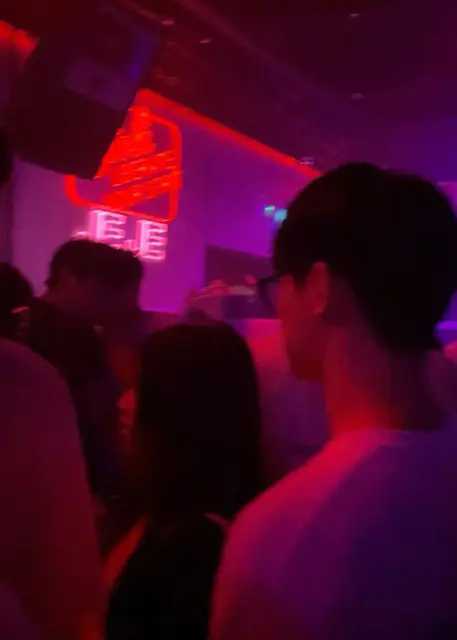 Busan/Jeju-Busan nightlife, sharing 4 nightclubs and bars, many handsome men and beautiful women