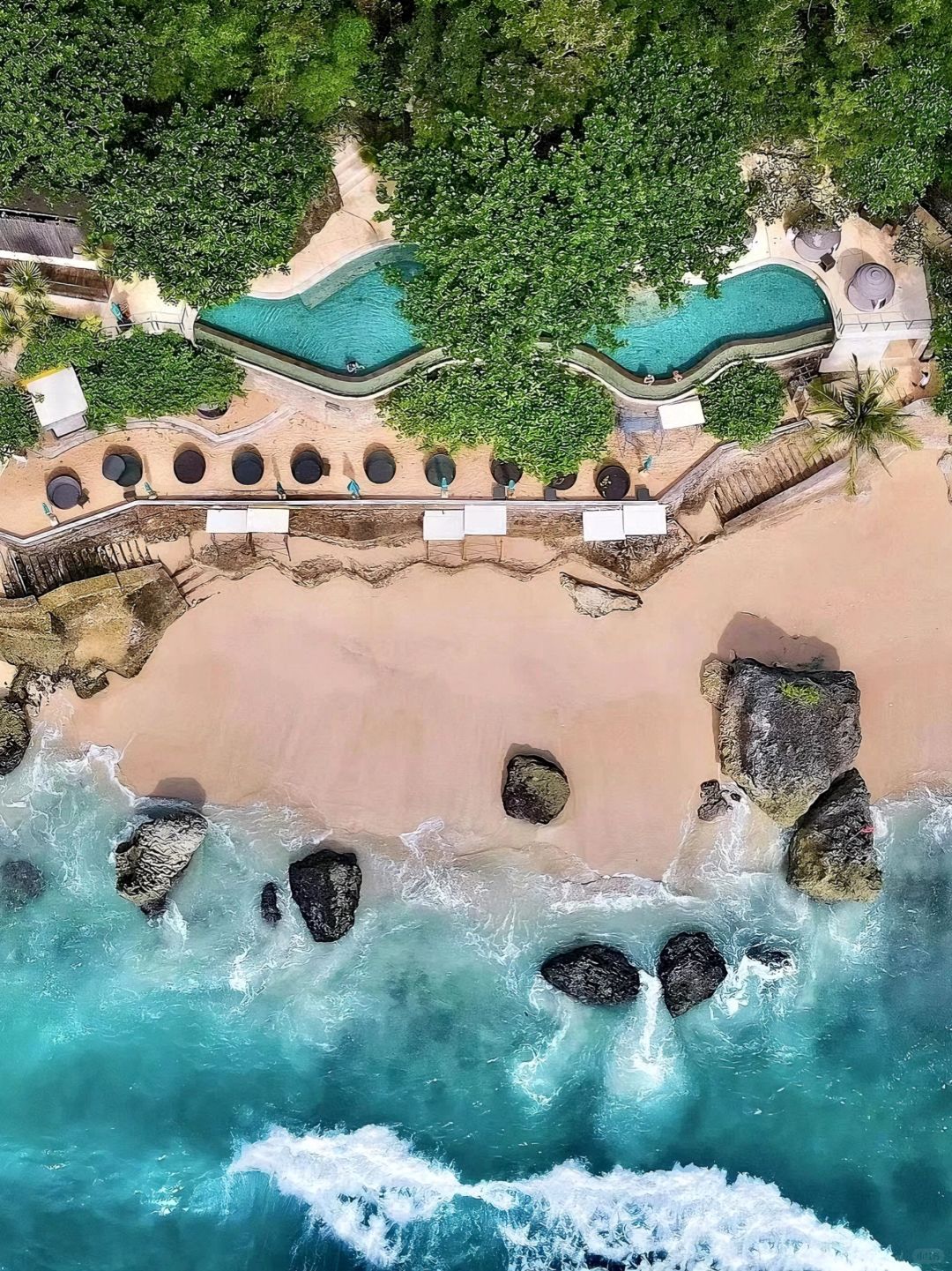 Bali-AYANA Hotel Bali?, a resort integrating dining, entertainment and shopping