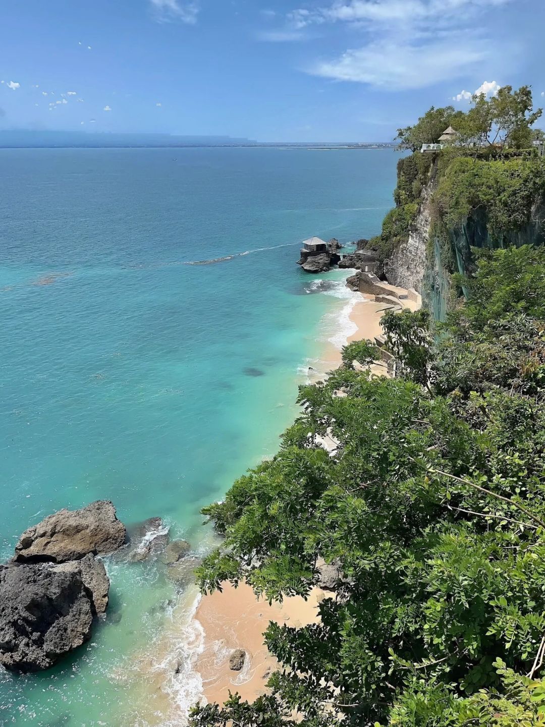 Bali-AYANA Hotel Bali?, a resort integrating dining, entertainment and shopping