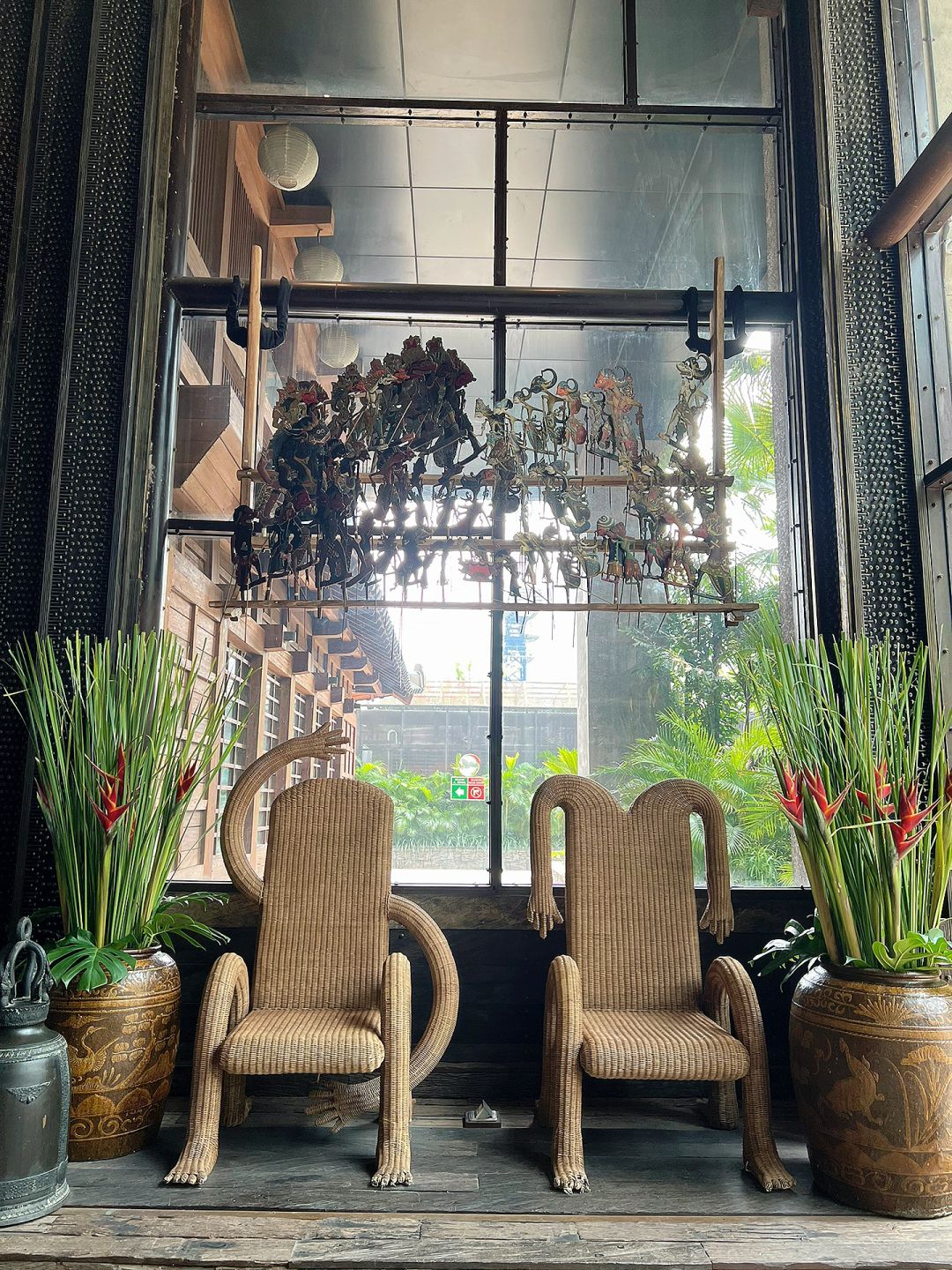 Jakarta-Enjoy the sunset at Cafe Cali? restaurant on the top floor of The orient Jakarta hotel