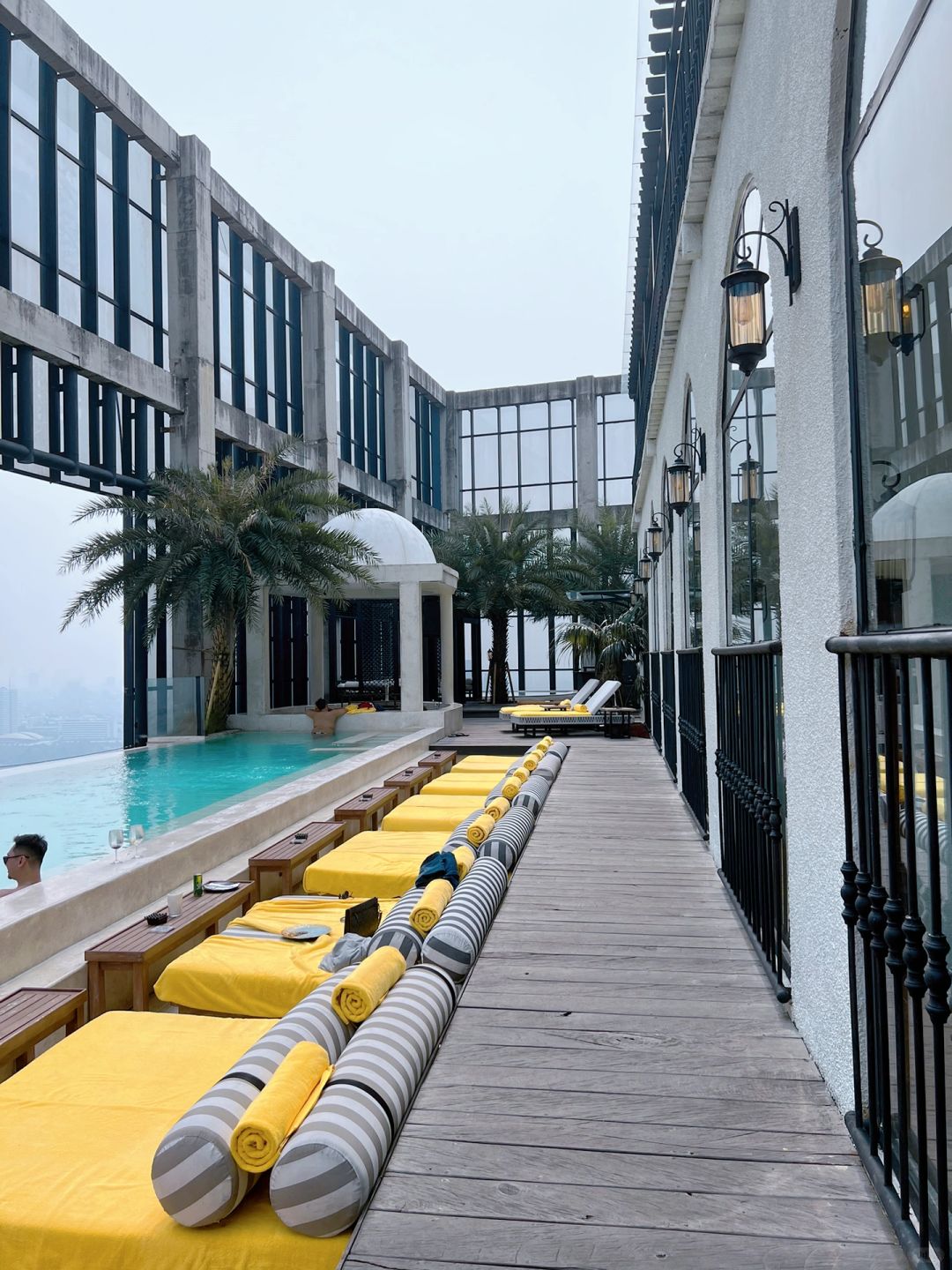 Jakarta-Enjoy the sunset at Cafe Cali? restaurant on the top floor of The orient Jakarta hotel