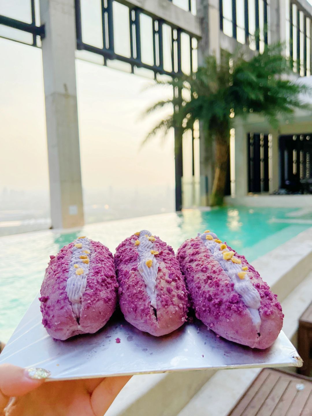 Jakarta-Enjoy the sunset at Cafe Cali? restaurant on the top floor of The orient Jakarta hotel