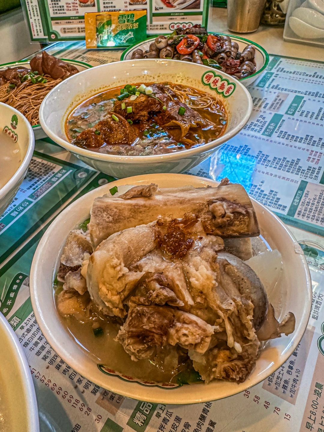 Macao-Pearl Noodle House (Taipa Branch), oysters, chicken, oysters with real ingredients