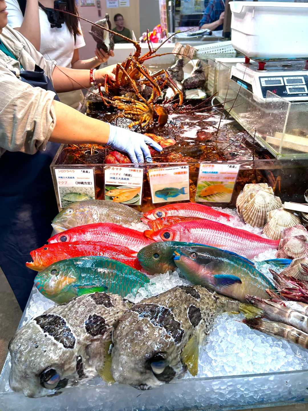 Okinawa-Okinawa Naha seafood market, there is a processing restaurant on the second floor