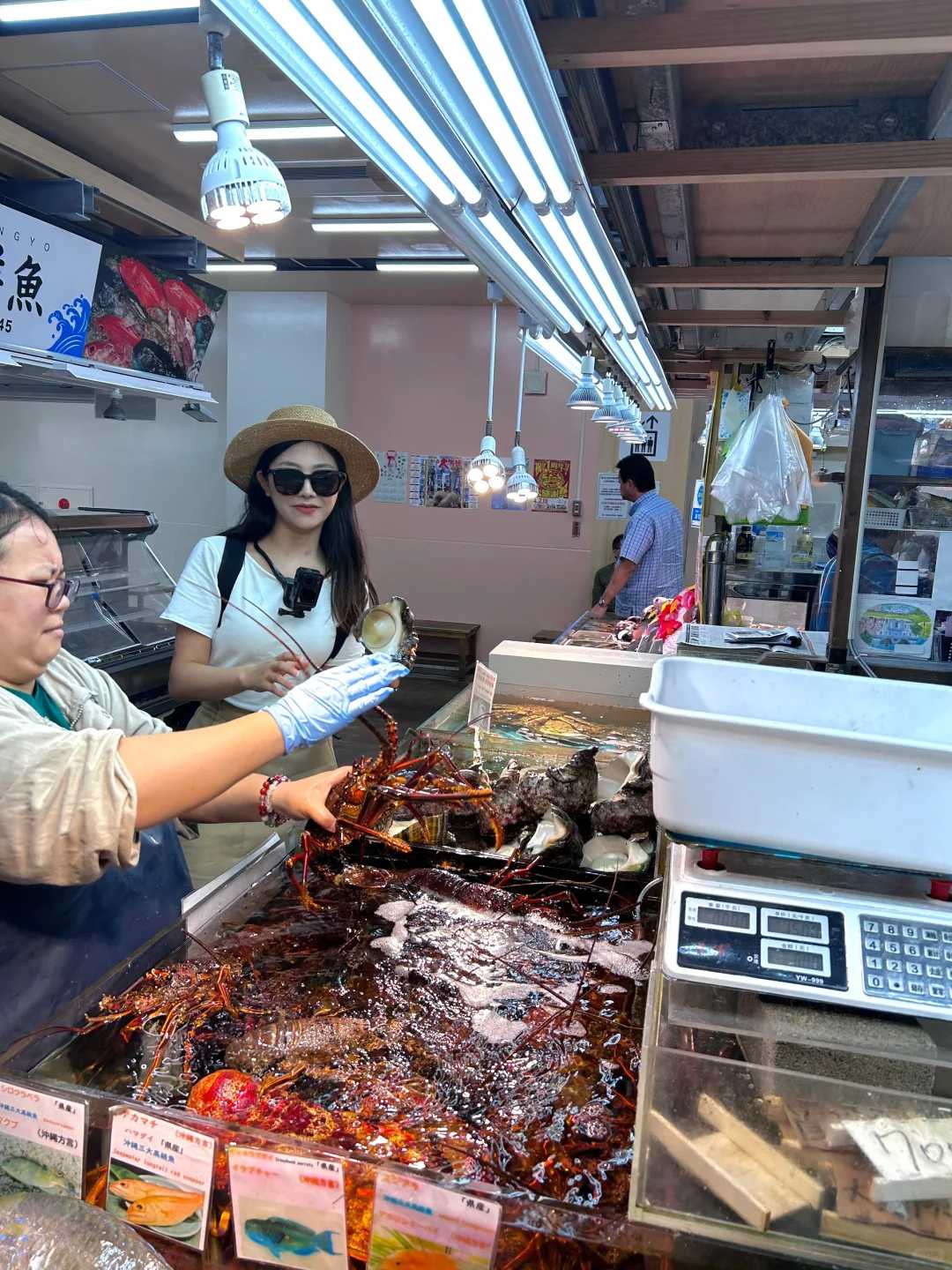 Okinawa-Okinawa Naha seafood market, there is a processing restaurant on the second floor