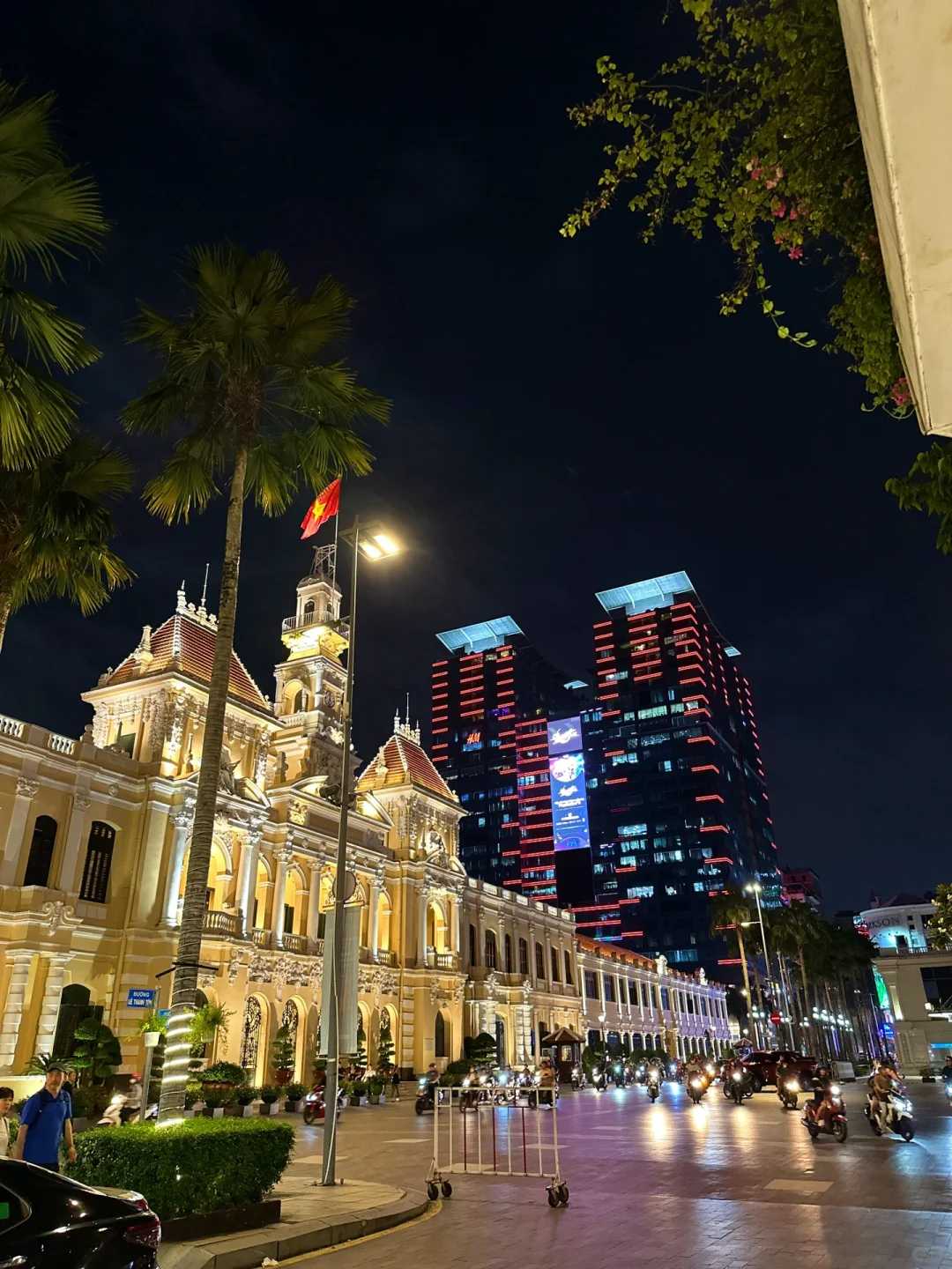 Ho Chi Minh-Reunification Palace, Pham Ngu Lao Street, Cafe Residence and Saigon Night Market Tour