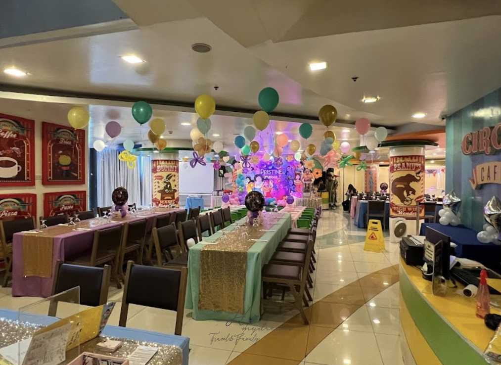 Manila/Luzon-Manila ActiveFun Taguig?‍♂️ BGC parent-child park restaurant, indoor slide