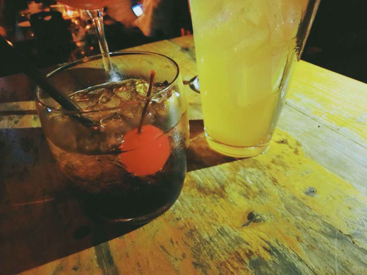 Chiang Mai-Warm Up Bar on Nimman Road in Chiang Mai, the favorite bar for young people?