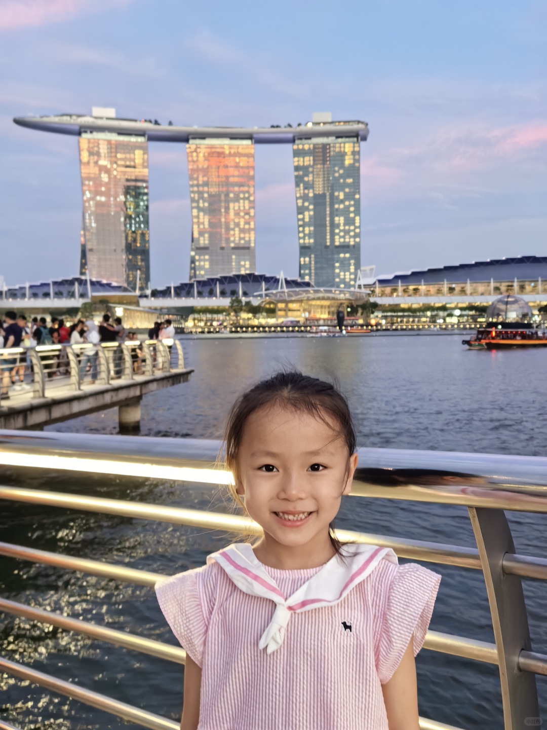 Singapore-Three things you must do when traveling to Singapore, Merlion/Sands Hotel/Skypark
