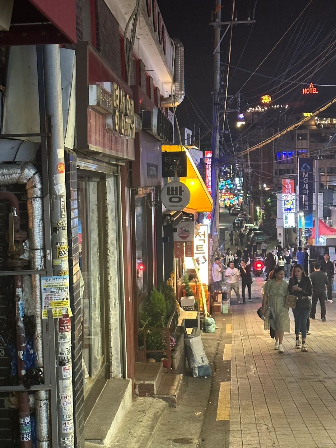 Seoul-Seoul, Itaewon night cityscape?, hiking from Itaewon 1-dong to Hannam 2-dong