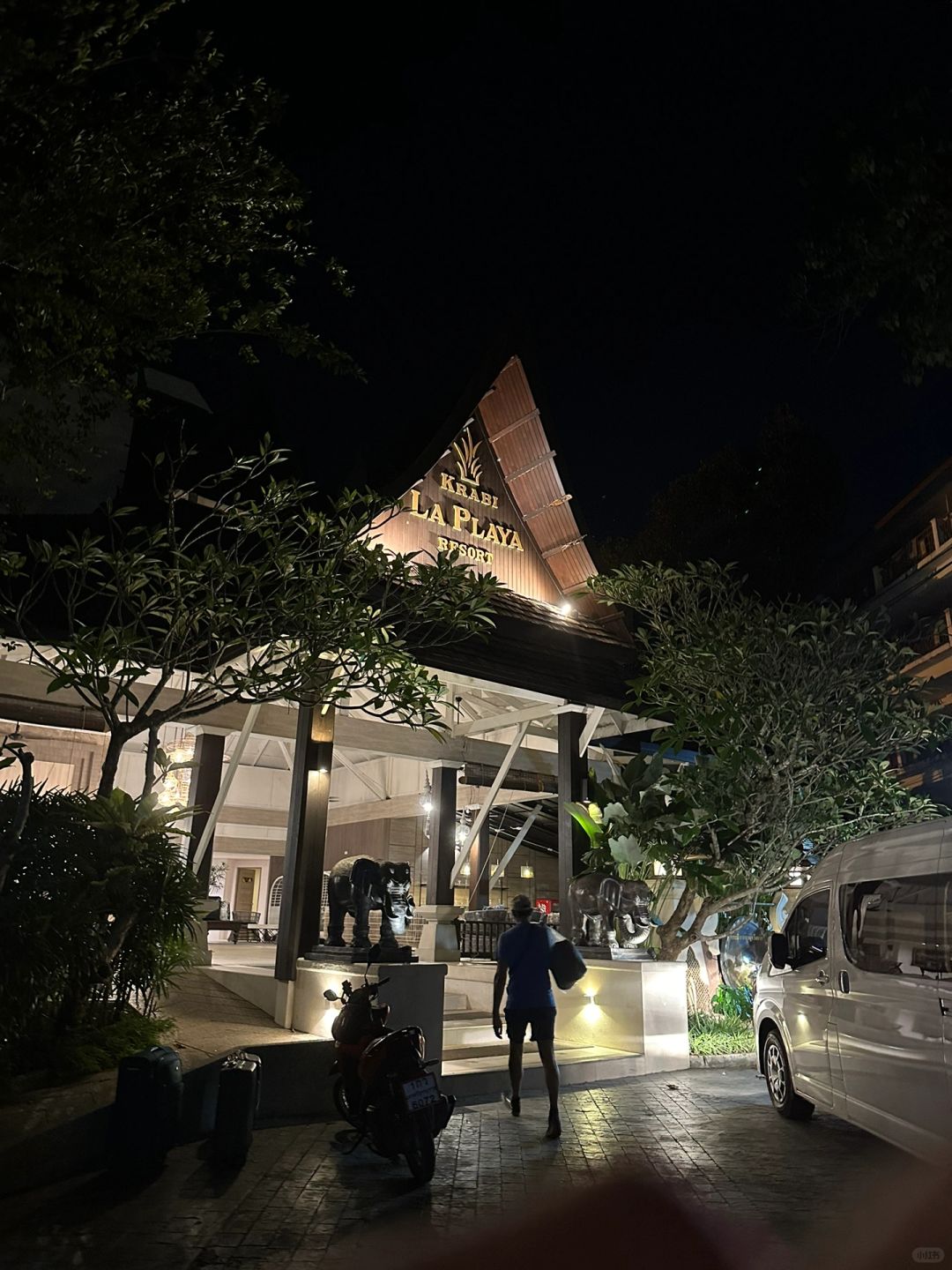 Krabi-Krabi La Playa Resort Hotel?, each room has a balcony with garden and pool views