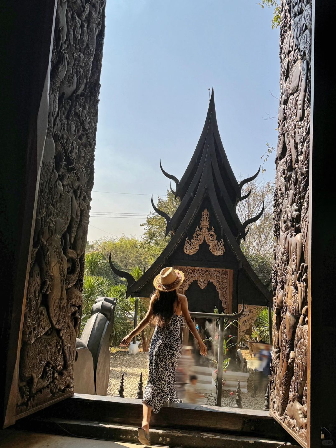 Chiang Mai-Chiang Mai White Temple?, Blue Temple and Black Temple, travel experience Buddhist Pure Land