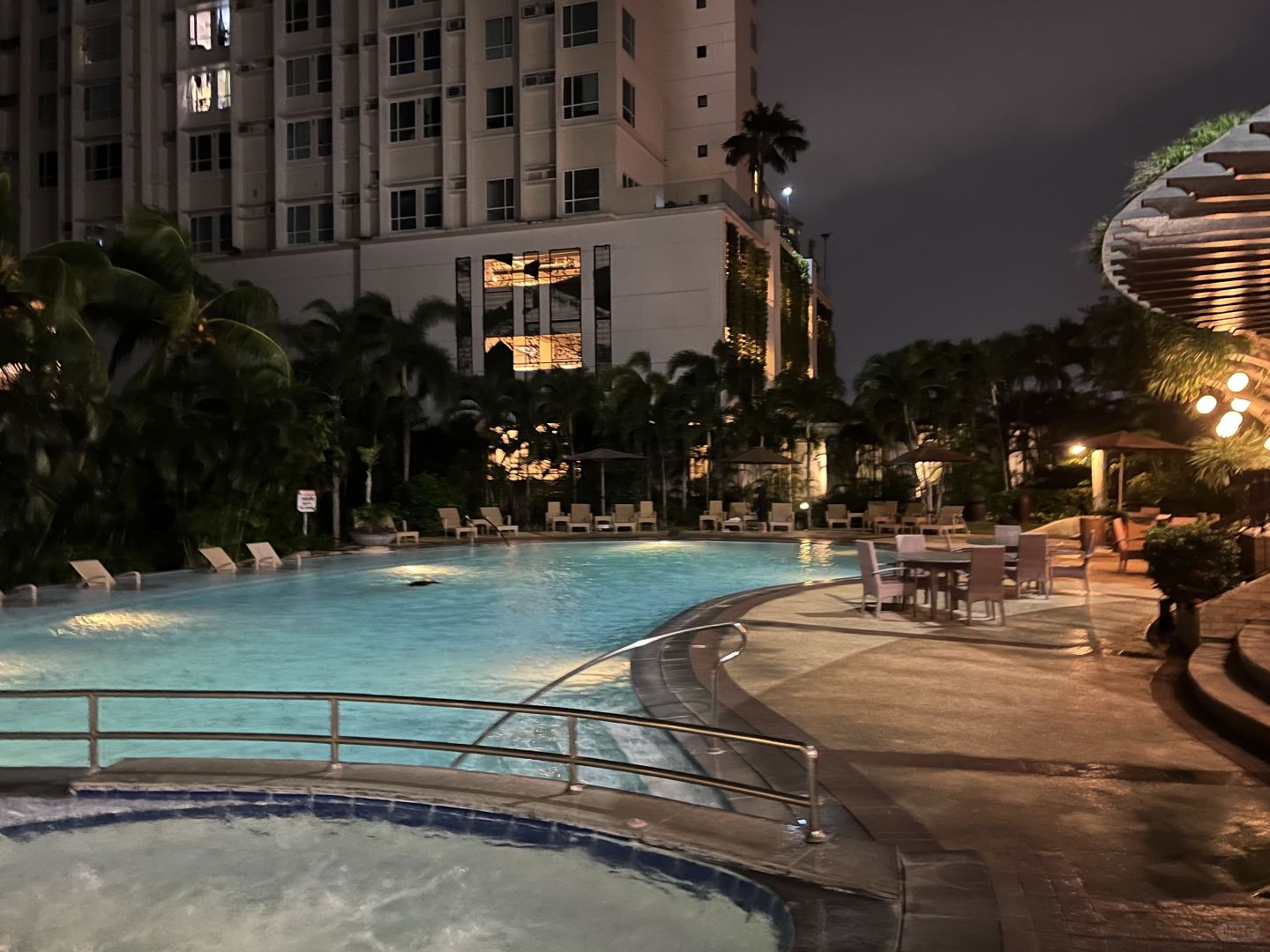 Cebu-Travel to Cebu and stay at Marco Polo Hotel?️, enjoy the mountain and sea views