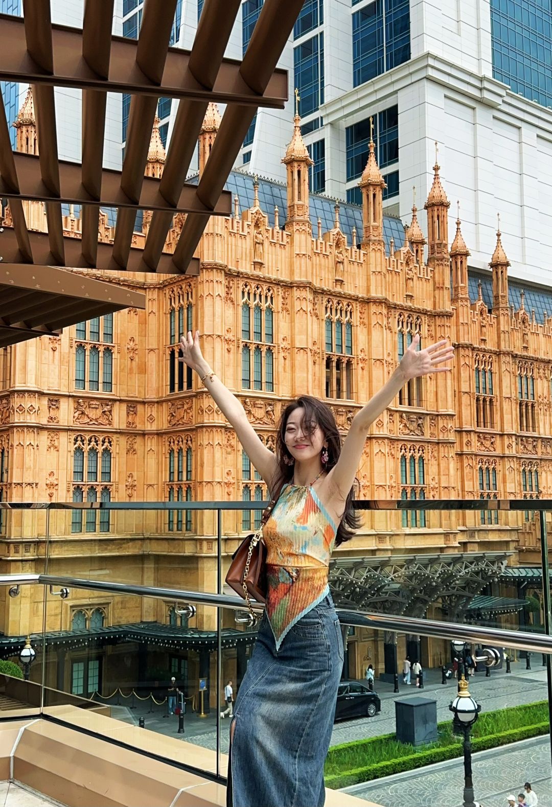 Macao-To experience the high prices of Macau, it is recommended to stay in a casino hotel.