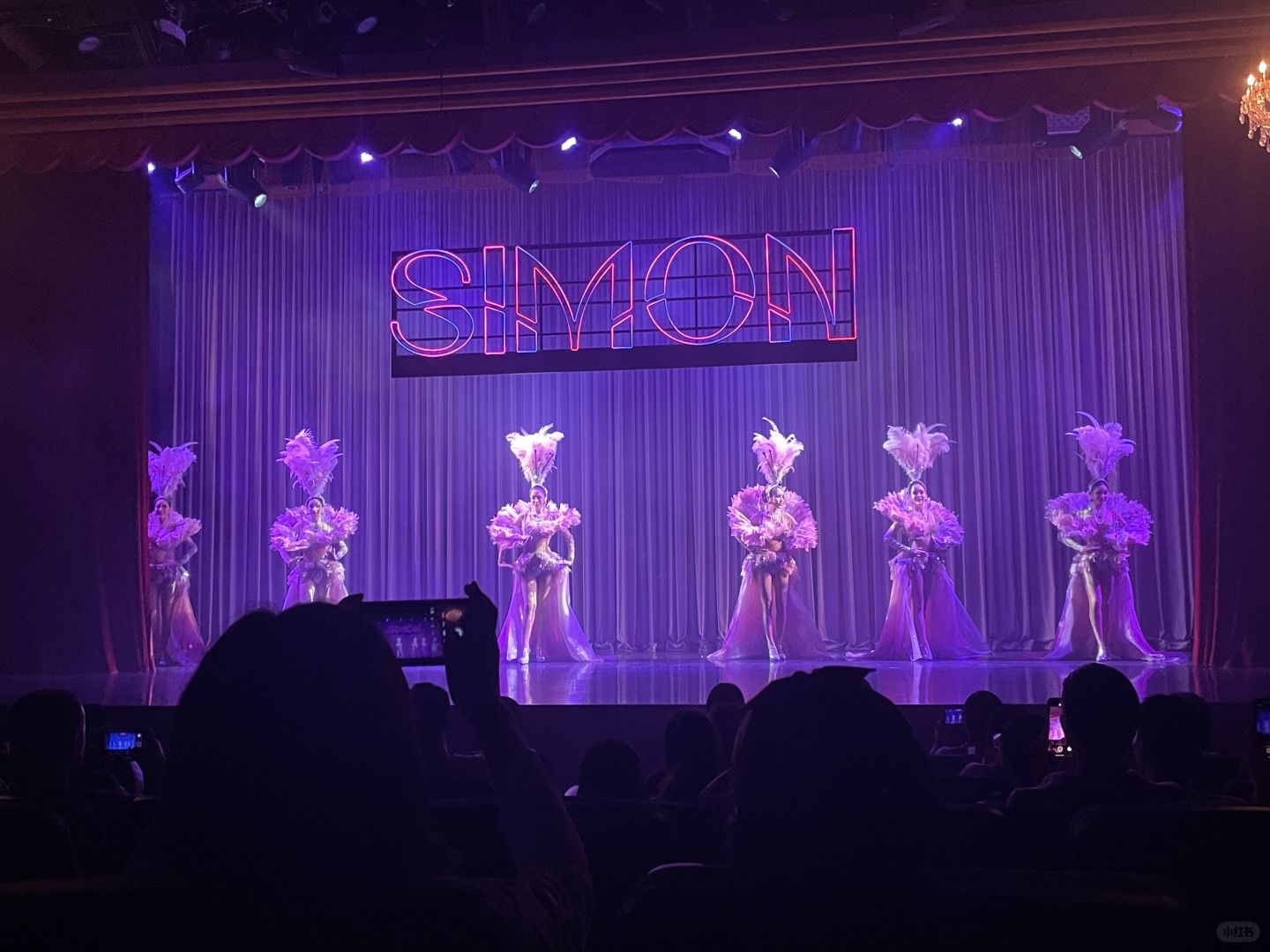 Phuket-Phuket Travel Guide: Phuket Town, Phi Phi Island, Coral Island, and Simon Cabaret Show