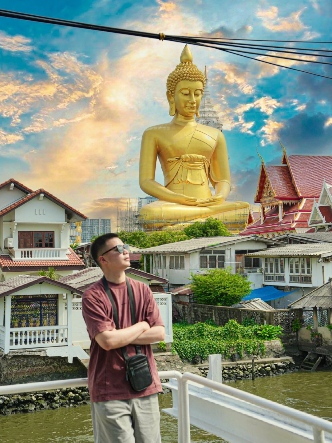 Bangkok-The huge Buddha statue at Wat Phra Kaew in Bangkok is a stunning sight