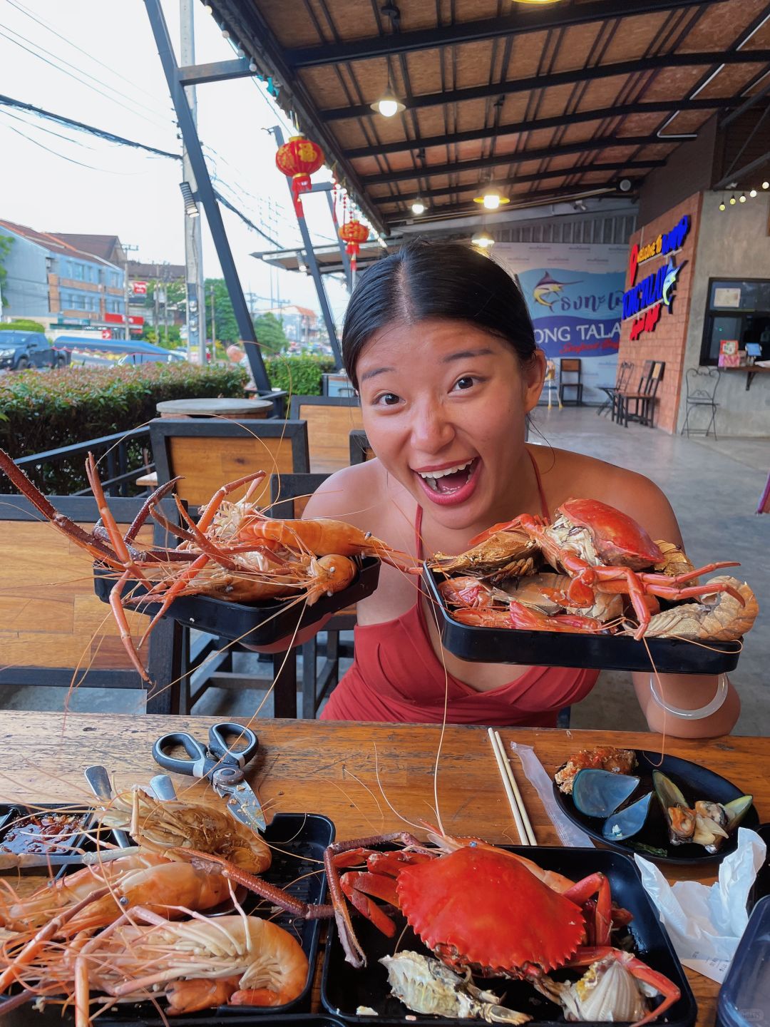 Krabi-TongTalay Seafood Buffet, the best seafood restaurant in Ao Nang Beach, Krabi