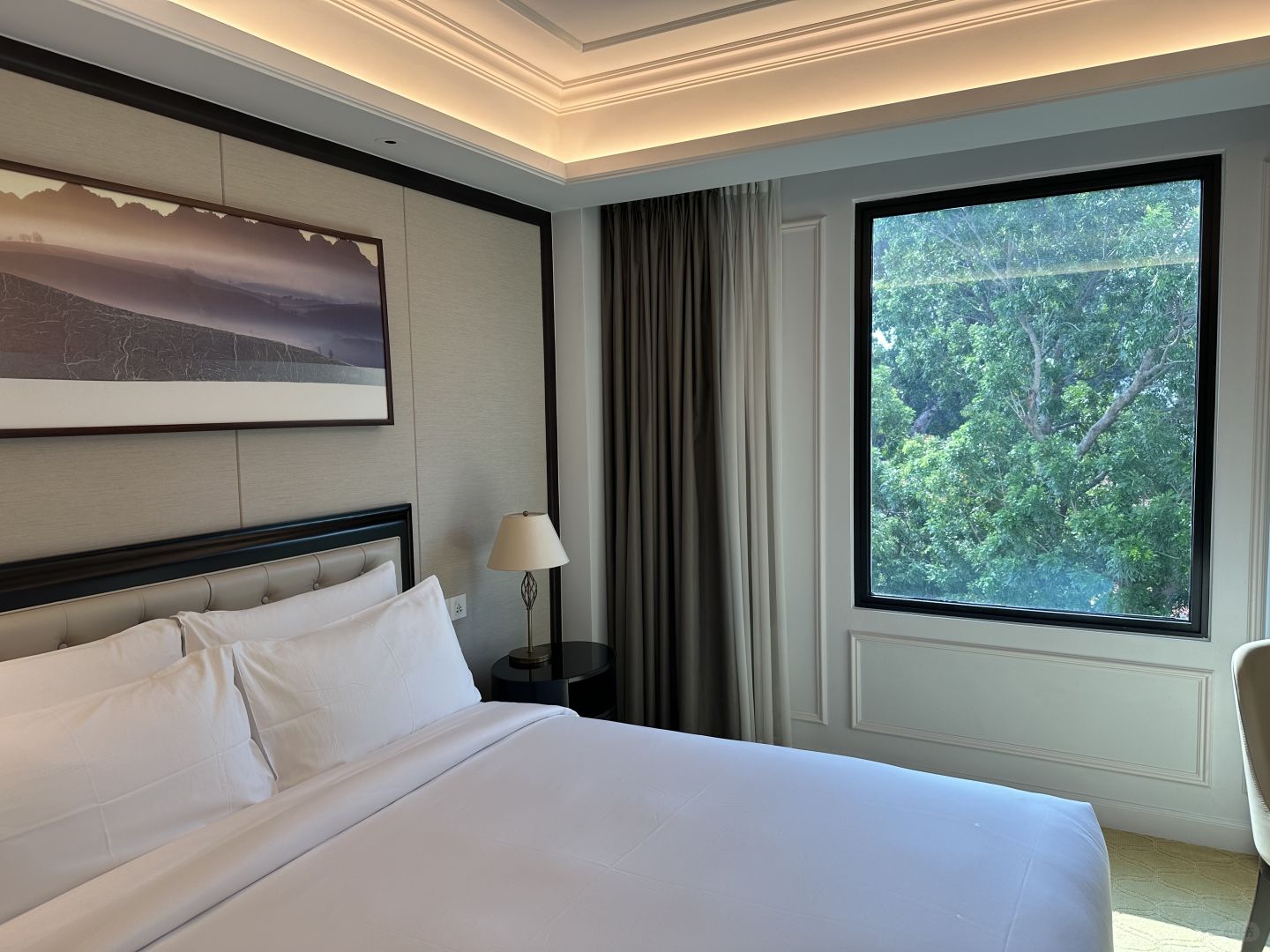 Ho Chi Minh-Maihouse Saigon Hotel in Ho Chi Minh?, Vietnam, retro French decoration style