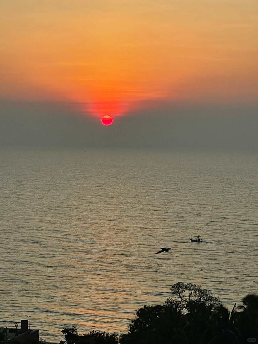 Hua Hin-Radisson Blu Resort Hotel?, you can see the pink sunrise from your hotel room