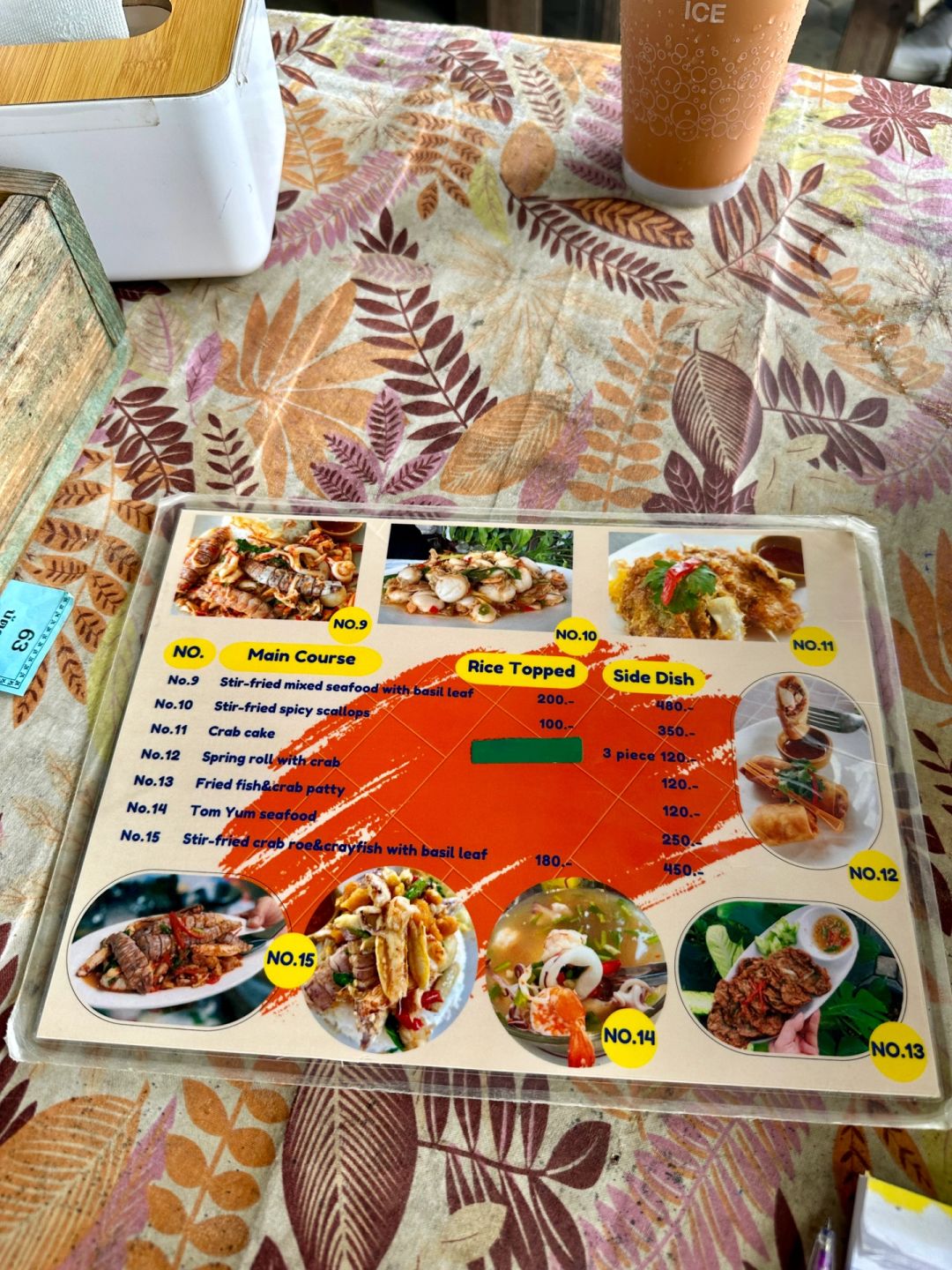 Pattaya-Kaew Kaphrao Phu?, Pattaya seafood food stall, many locals drive here to eat