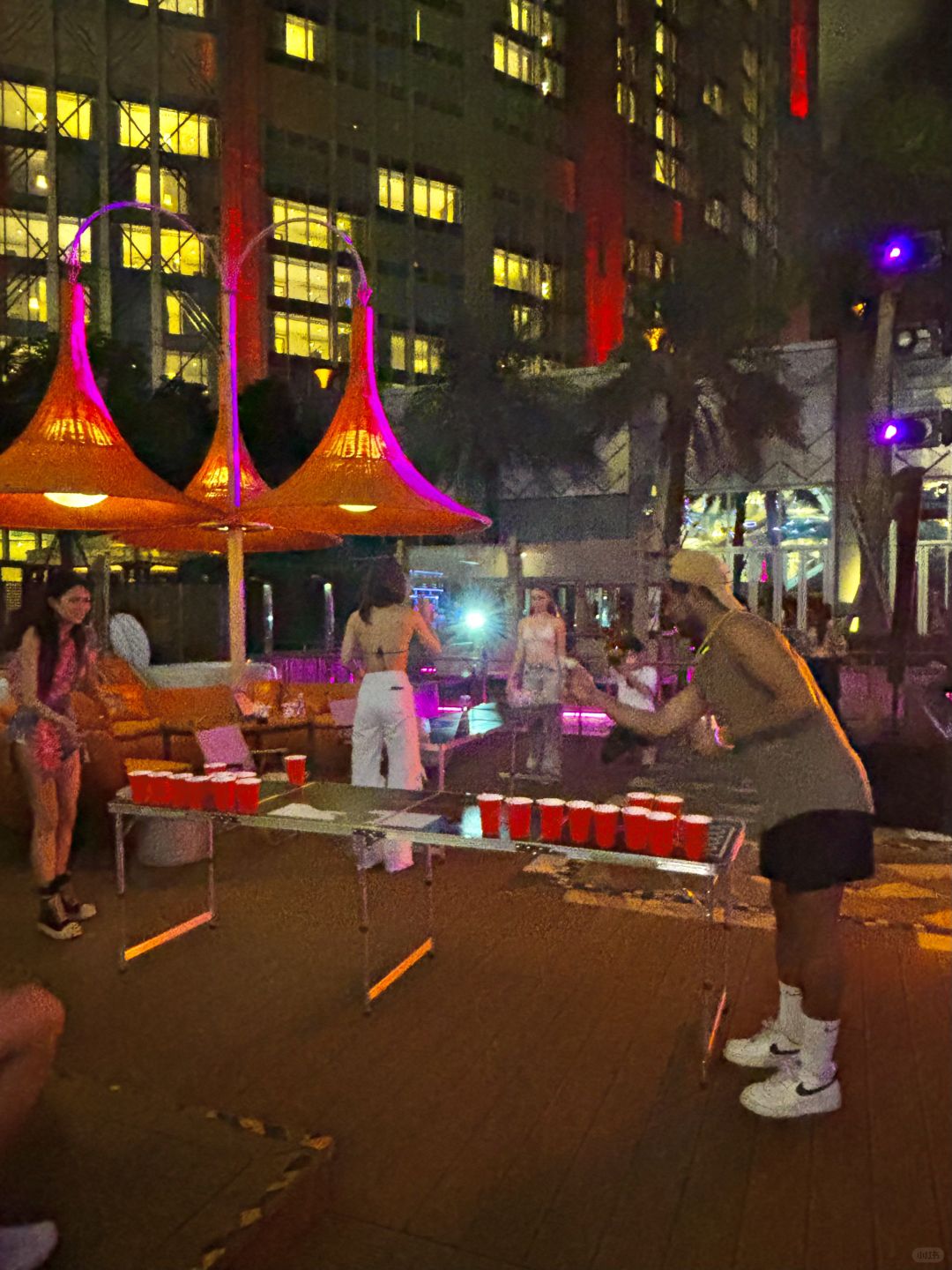 Macao-Macau Mop Bar, the nightlife place with the highest probability of meeting celebrities