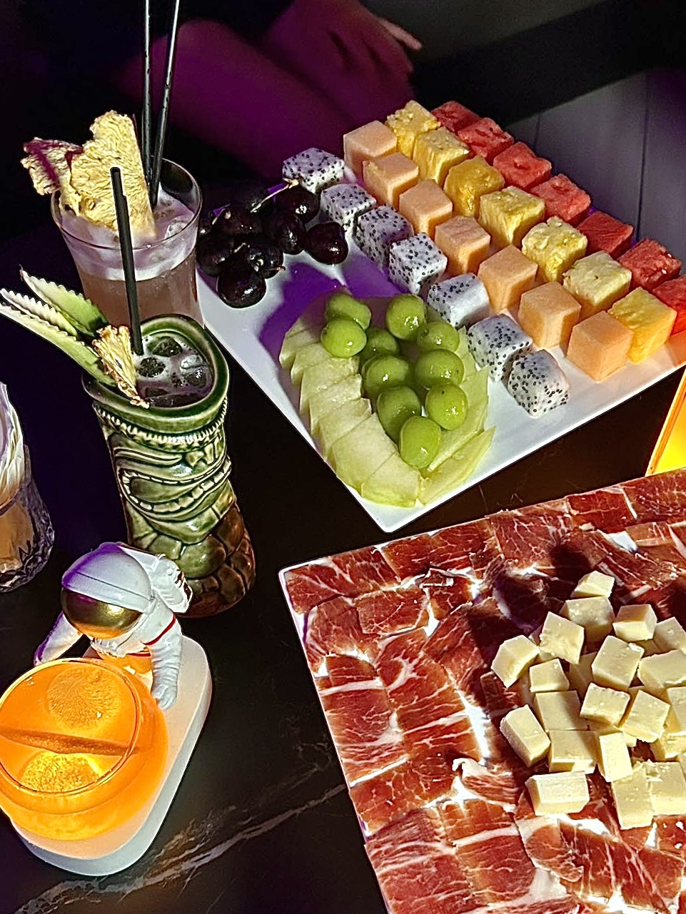 Macao-Macau Mop Bar, the nightlife place with the highest probability of meeting celebrities