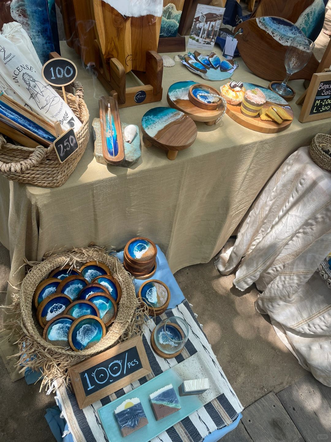 Bali-La Brisa, Bali Sunday Market?️, buy handmade soaps, clothes, bikinis and candles