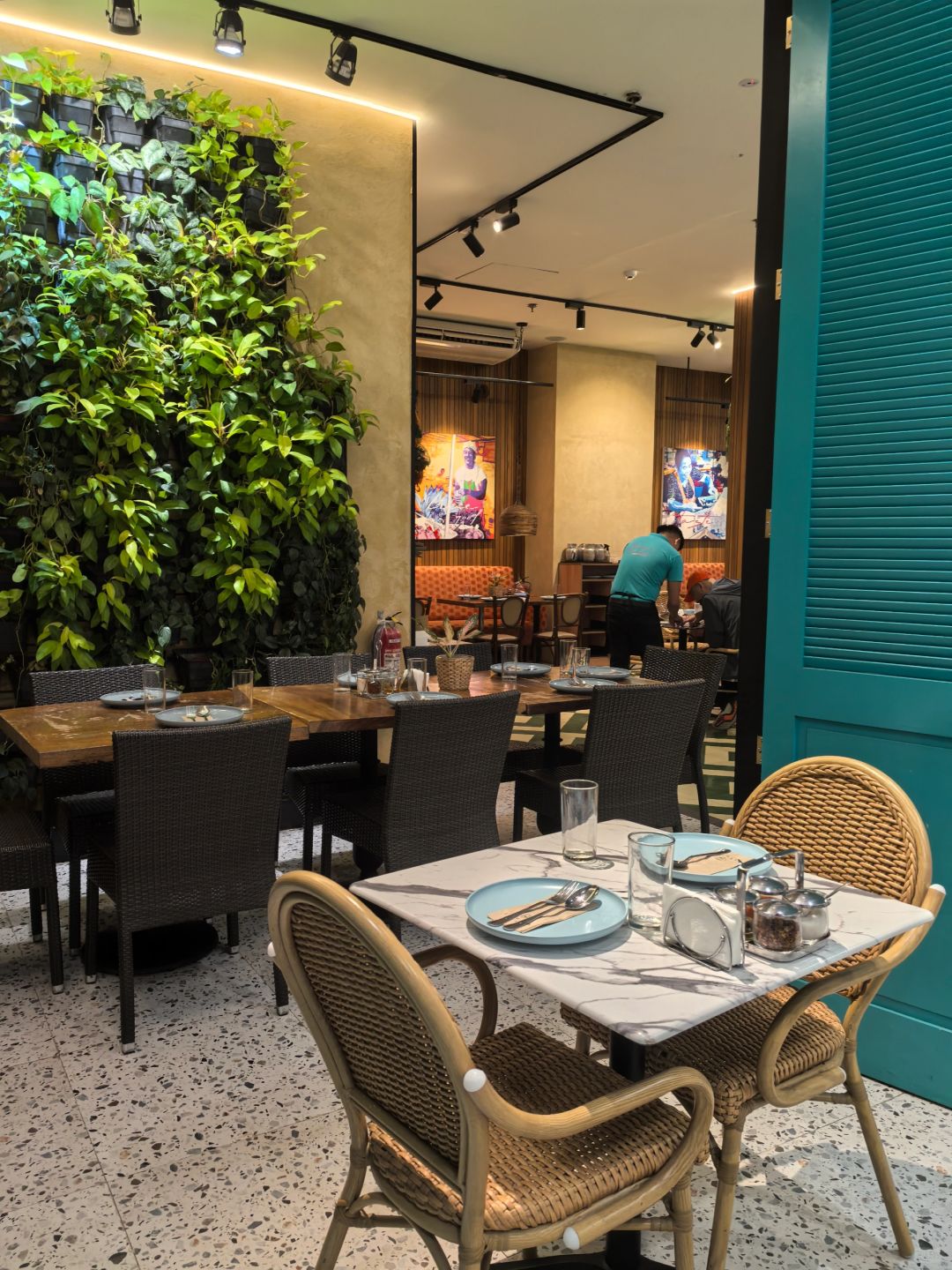 Manila/Luzon-JATUJAK, a Thai restaurant in Manila, is located on the 2nd floor of the MoA mall