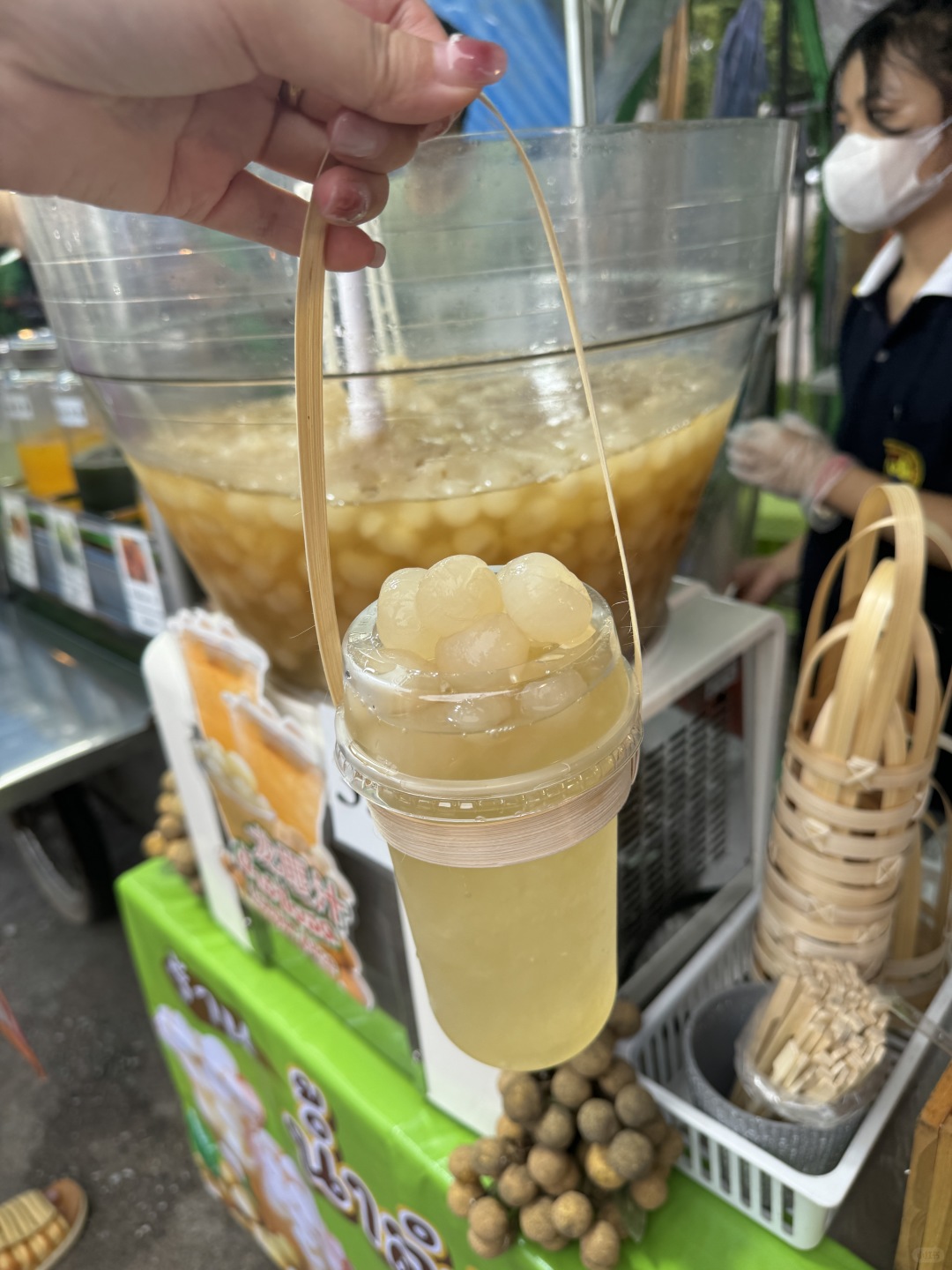 Chiang Mai-Free Chiang Mai, visit the old city, Nimmanhaemin Road and the University Night Market
