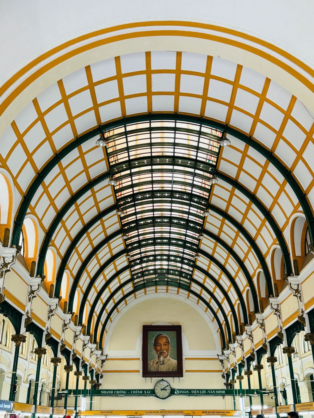 Ho Chi Minh-Ho Chi Minh City Walking Tour. Eat good food, drink in bars, and get a spa massage