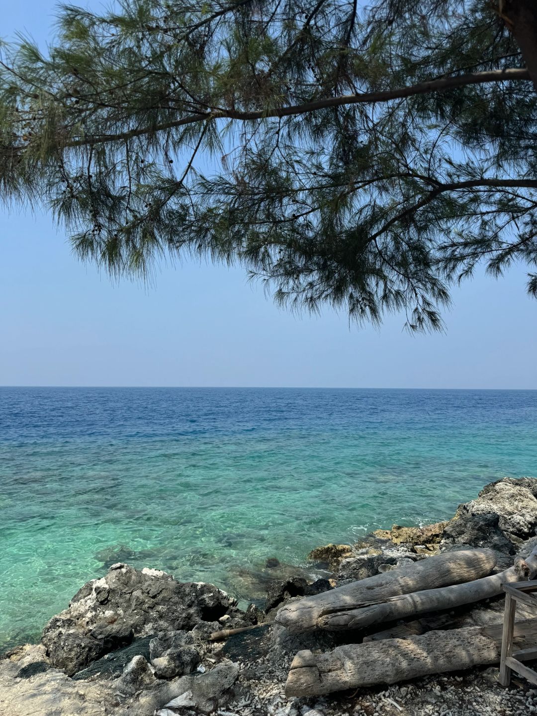 Jakarta-Travel to Asha Island in Indonesia and stay at Bayung Resort Hotel, with beautiful scenery and few people